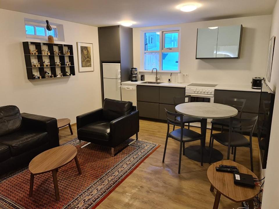 אקורירי Laekjargata Apartment מראה חיצוני תמונה